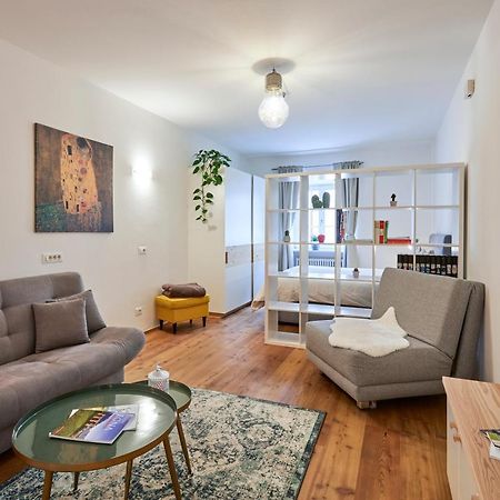 Karina Lauben Lodge Egna Luaran gambar